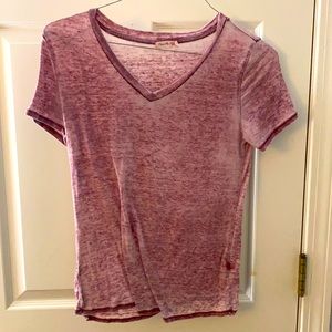 Casual purple t shirt v-neck
